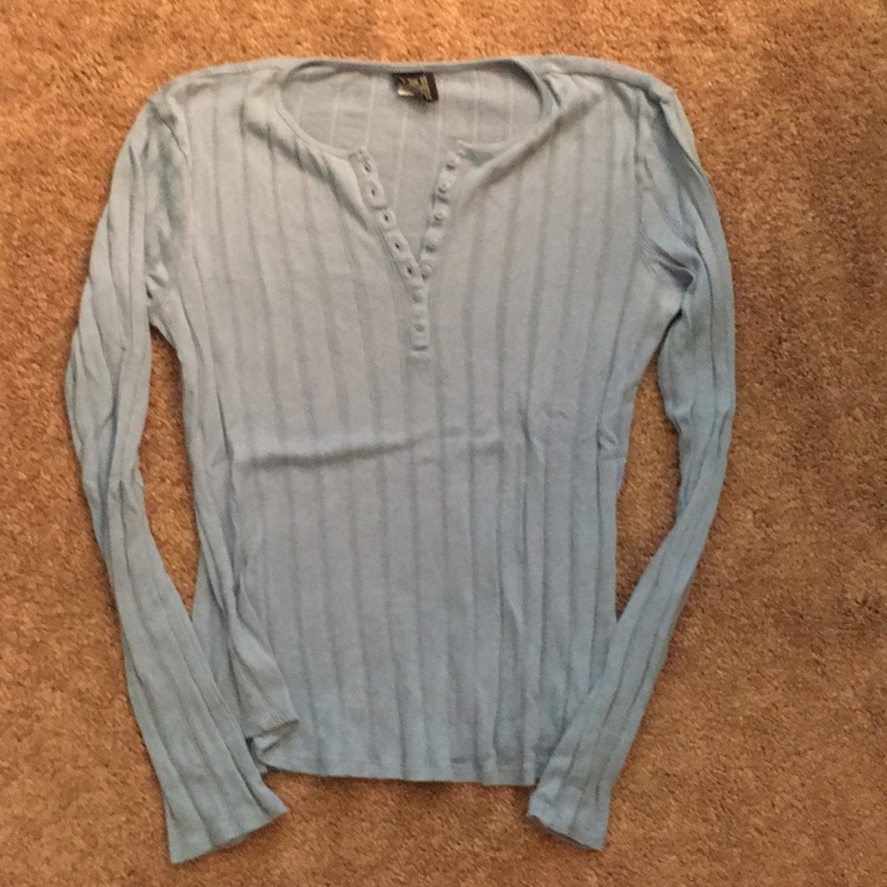 Blue long sleeve GAP top